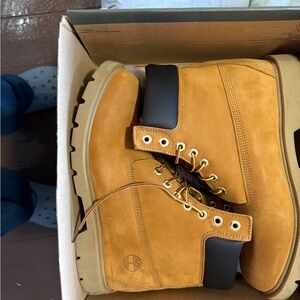 Timberland Honey Leather Boots with Black Details